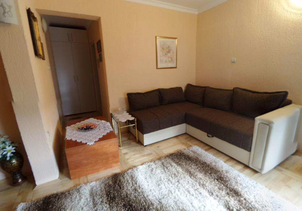Jet Set Prenociste Rooms Новий Сад Номер фото